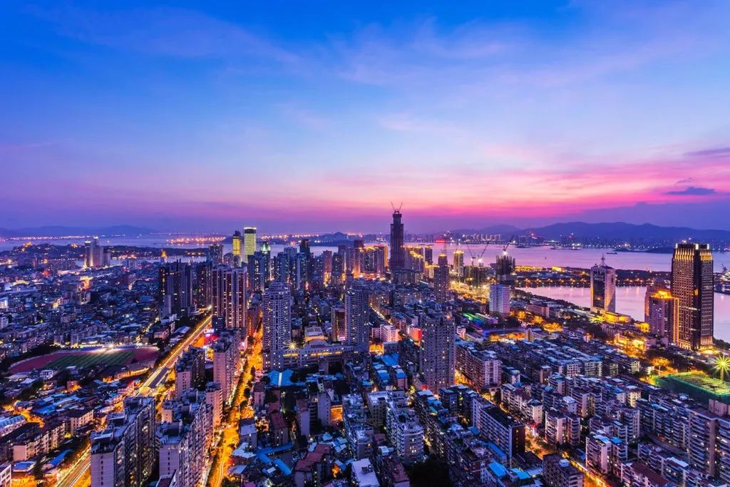 福建的朋友们，大家好！